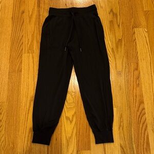 WOMENS size 4 Lululemon athletica Black Jogger Pants